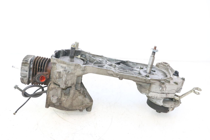 photo de MOTOR TNT MOTOR ROMA 12' 2T 50 (2007 - 2018) - Detalles de los puntos de fijación