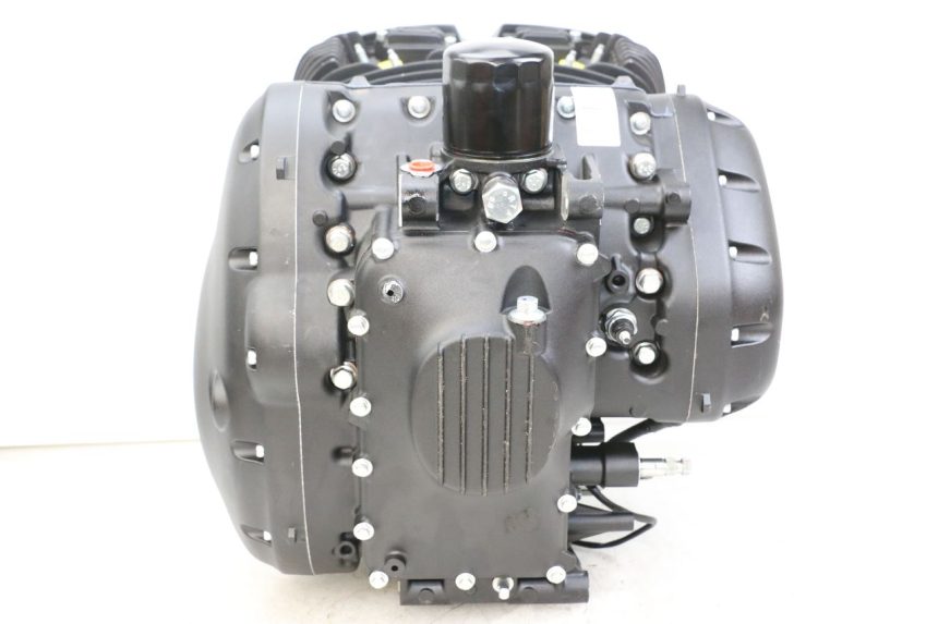 photo de MOTOR ROYAL ENFIELD CONTINENTAL GT 650 (2019 - 2024) - Otra perspectiva