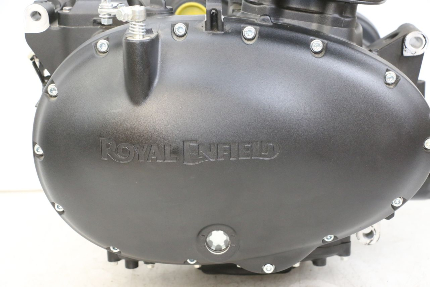 photo de MOTOR ROYAL ENFIELD CONTINENTAL GT 650 (2019 - 2024) - Estado de la superficie y material