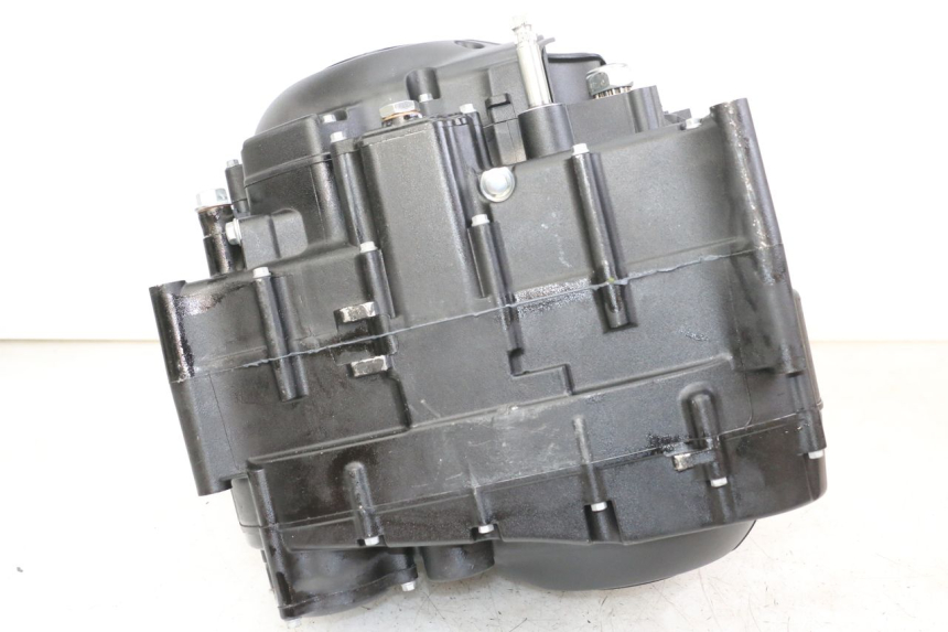 photo de MOTOR ROYAL ENFIELD SCRAM 411 (2022 - 2024) - Detalle de la pieza