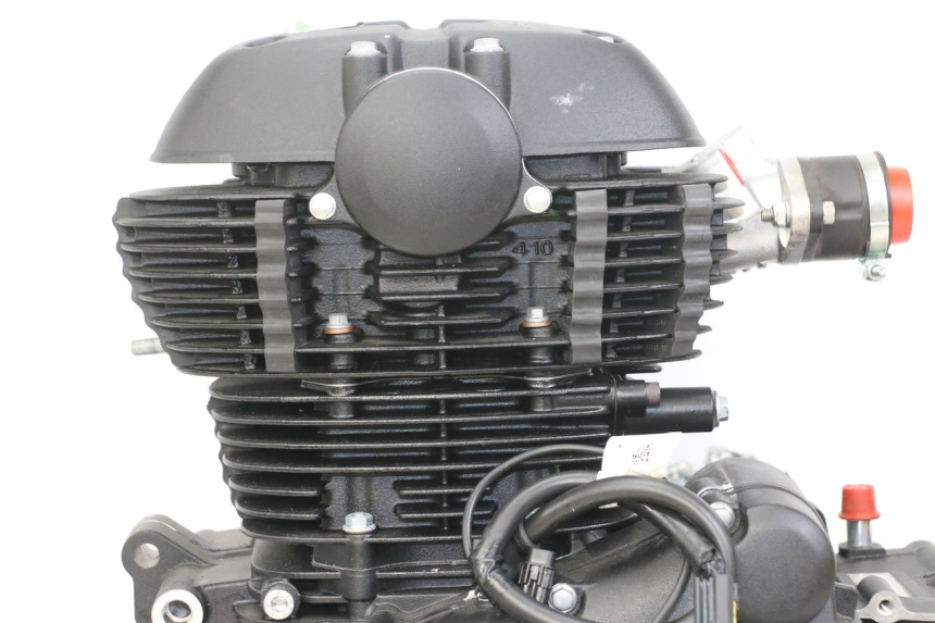 photo de MOTOR ROYAL ENFIELD SCRAM 411 (2022 - 2024) - Enfoque en la estructura