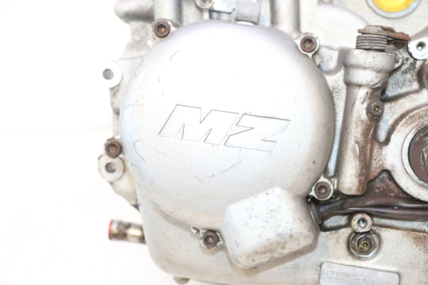 photo de MOTOR MZ RT 125 (2000 - 2008) - Primer plano técnico