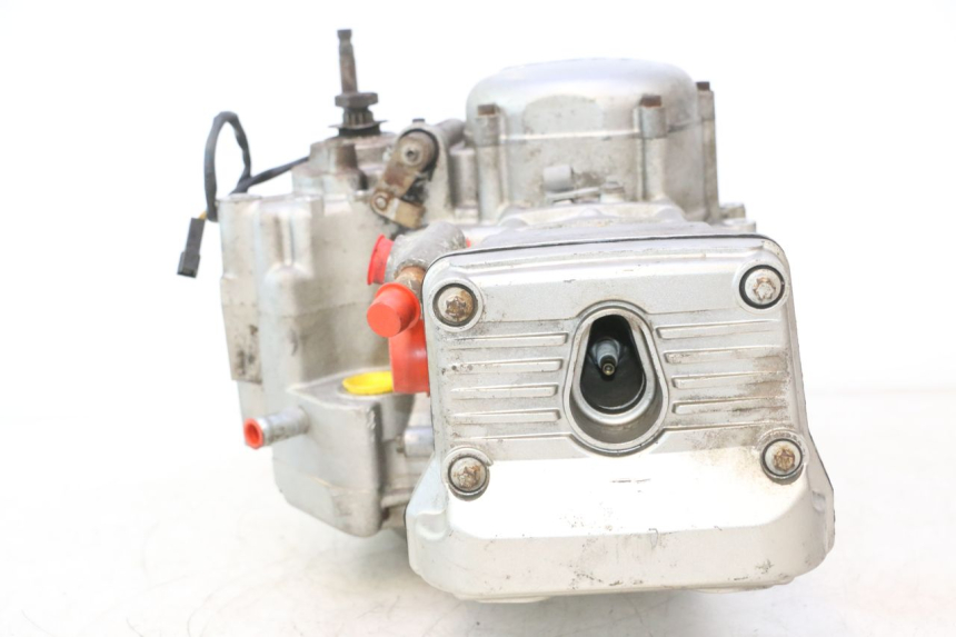 photo de MOTOR MZ RT 125 (2000 - 2008) - Detalles de los puntos de fijación
