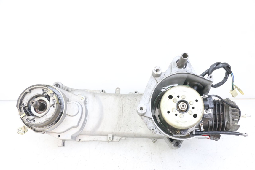 photo de MOTOR KEEWAY RY6 2T 50 (2011 - 2019) - Inspección visual detallada