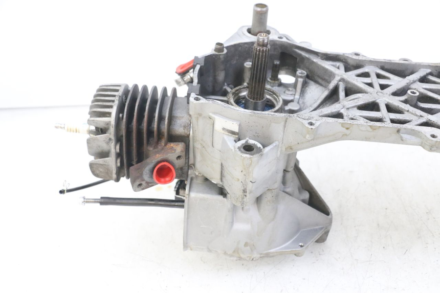 photo de MOTOR KEEWAY RY6 2T 50 (2011 - 2019) - Zoom estado de uso