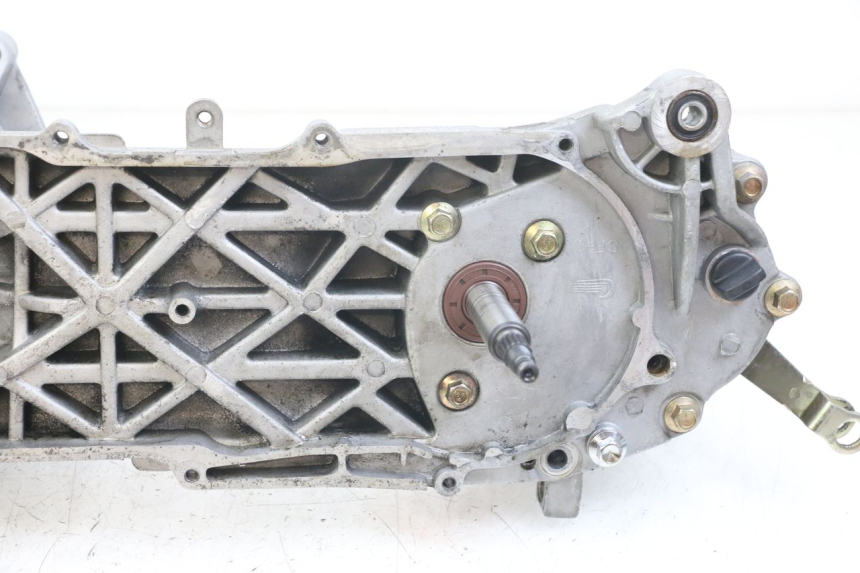 photo de MOTOR KEEWAY RY6 2T 50 (2011 - 2019) - Recambio usado revisado