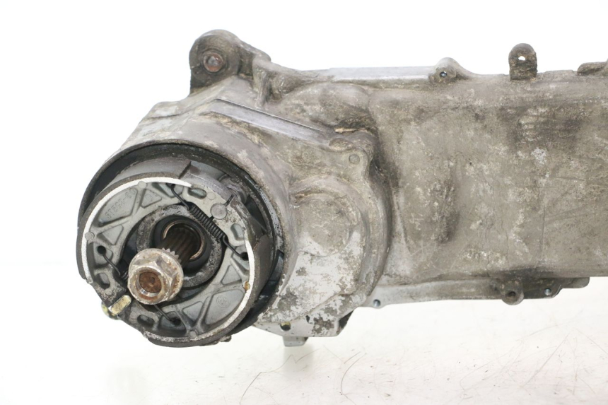 photo de MOTOR KEEWAY RY6 2T 50 (2011 - 2019) - Enfoque en la estructura
