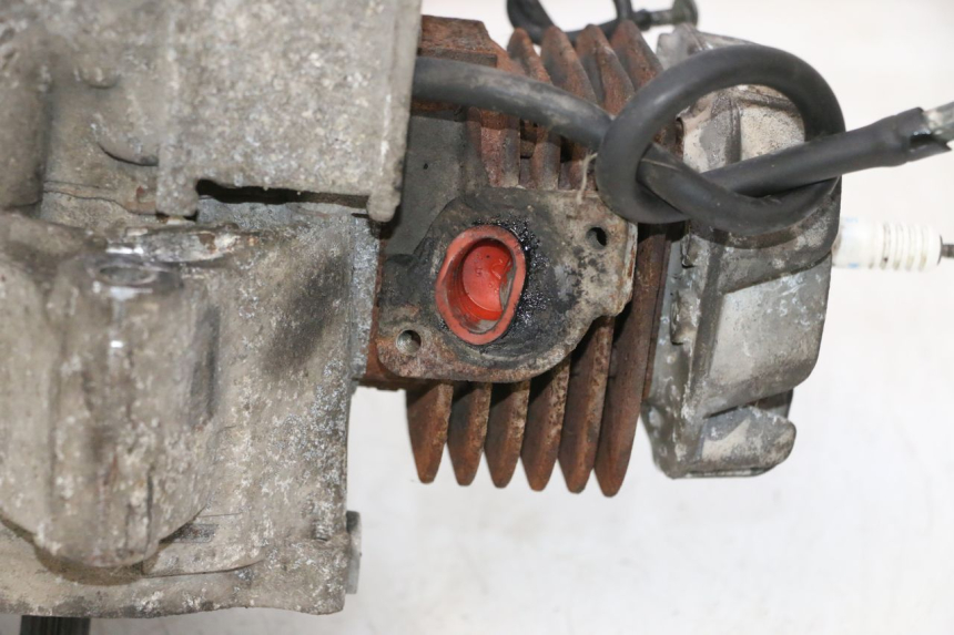 photo de MOTOR KEEWAY RY6 2T 50 (2011 - 2019) - Recambio usado revisado