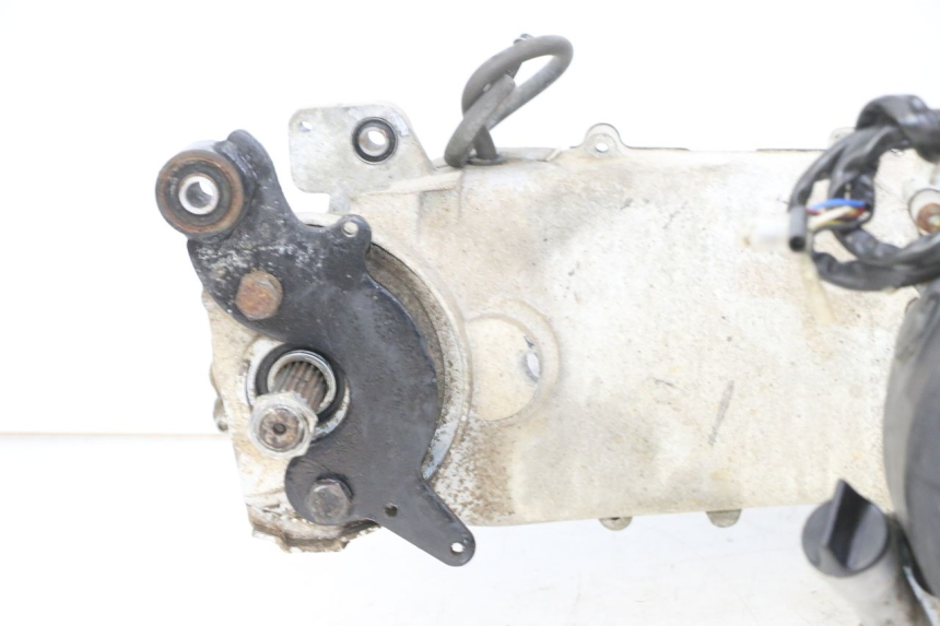 photo de MOTOR HYTRACK S 150 (2003 - 2011) - Otra vista del artículo