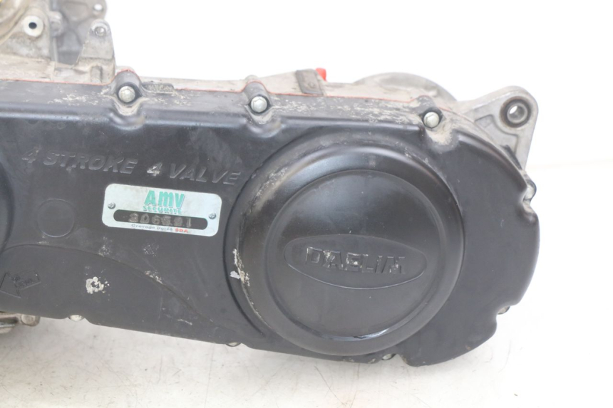 photo de MOTOR DAELIM S2 FI 125 (2008 - 2017) - Primer plano técnico