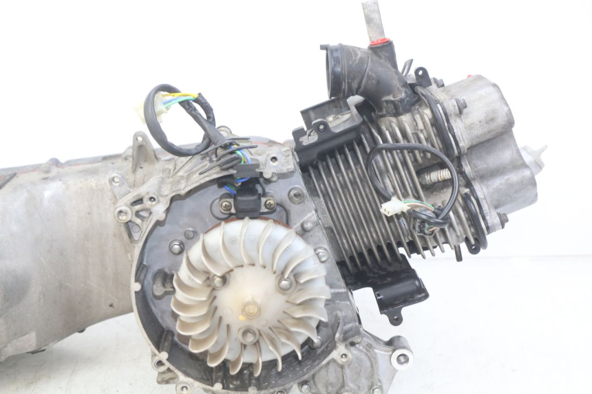 photo de MOTOR DAELIM S2 FI 125 (2008 - 2017) - Estado de la superficie y material