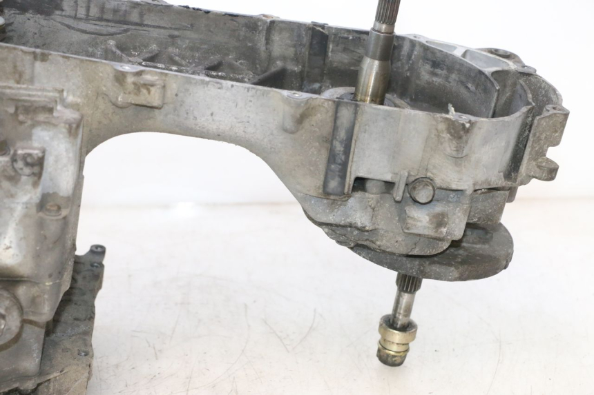 photo de MOTOR DAELIM S2 125 (2006 - 2007) - Detalles de los puntos de fijación