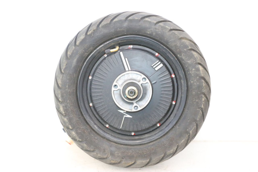 photo de MOTOR BAIKU SAKURA 1 (2021 - 2025) - Zoom estado de uso
