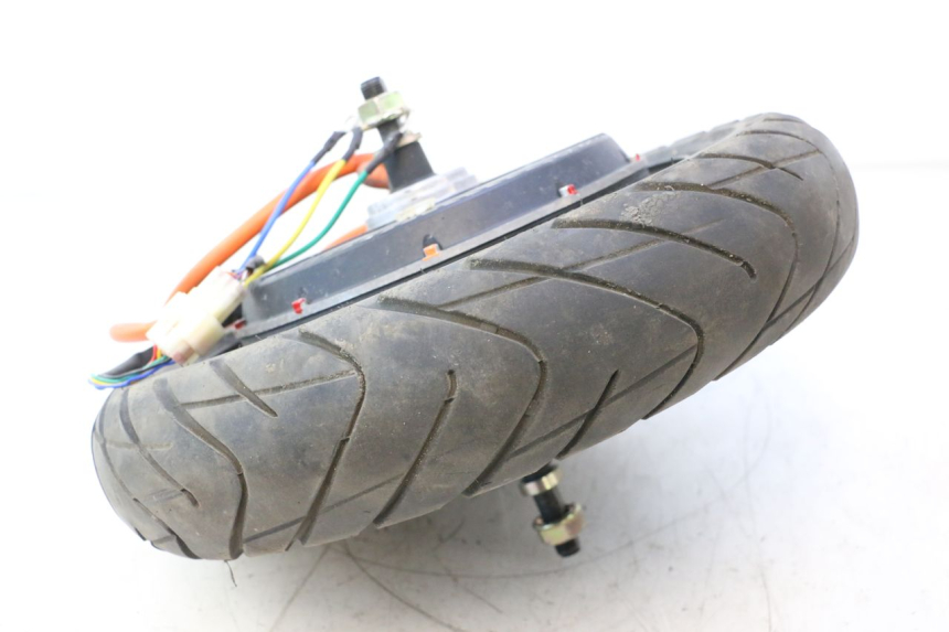 photo de MOTOR BAIKU SAKURA 1 (2021 - 2025) - Detalles de los puntos de fijación