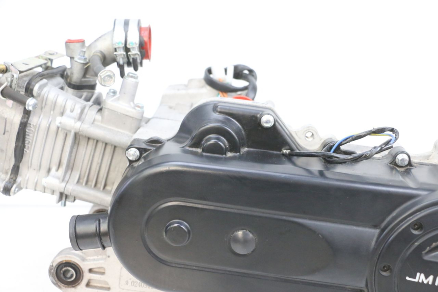 photo de MOTOR JM MOTORS SANTANA EVO 50 (2024 - 2026) - Ángulo de visión alternativo