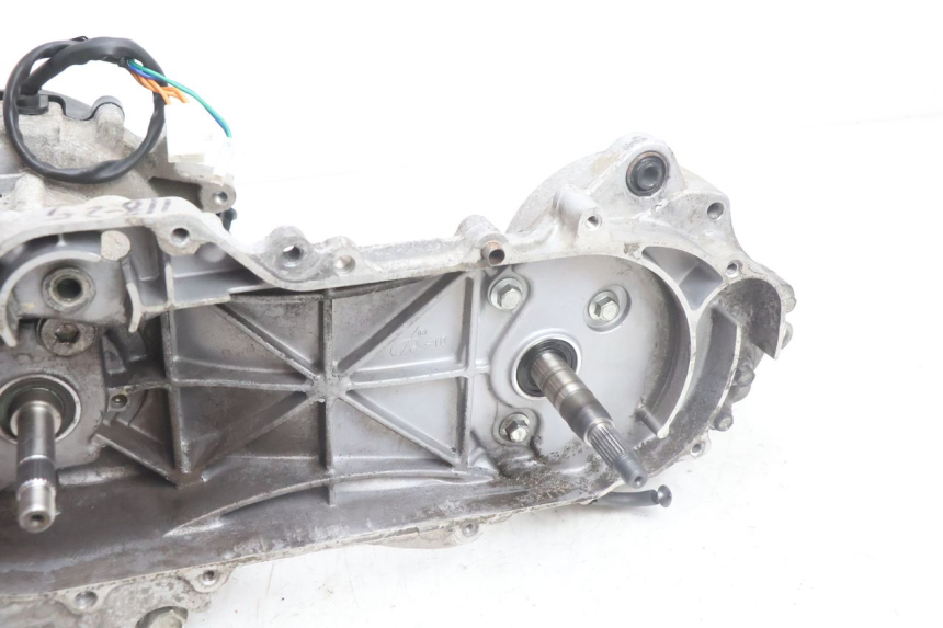photo de MOTOR JM MOTORS SANTANA EVO 50 (2024 - 2026) - Primer plano técnico