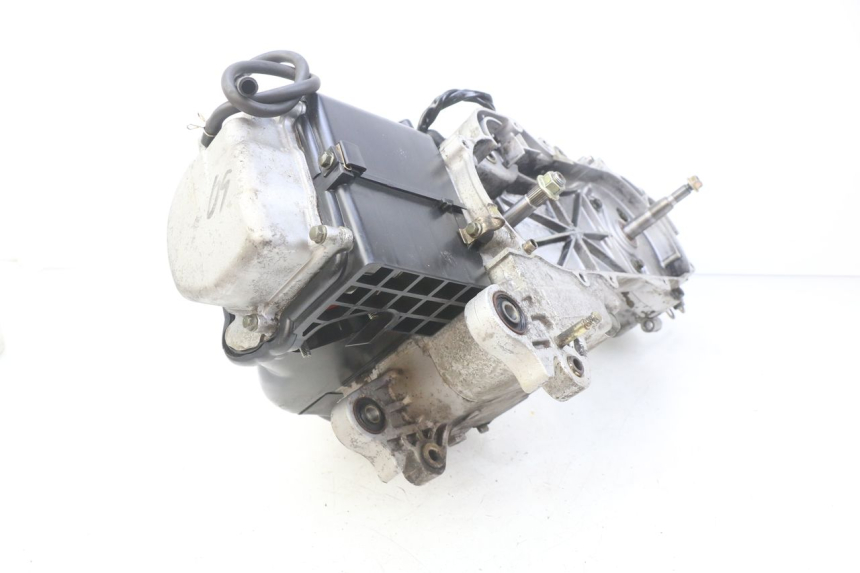 photo de MOTOR JM MOTORS SANTANA 50 (2014 - 2023) - Otra perspectiva