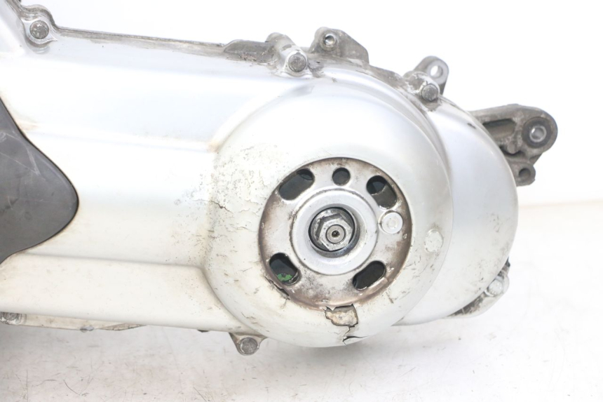 photo de MOTOR PEUGEOT SATELIS 125 (2013 - 2018) - Ángulo de visión alternativo