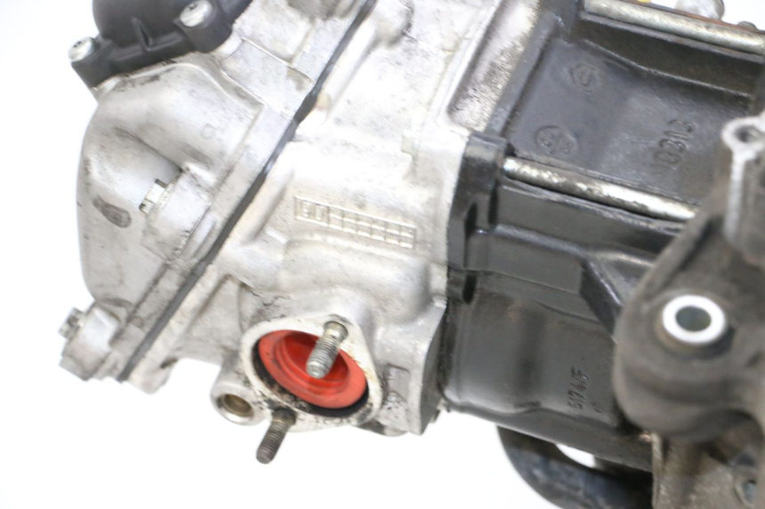 photo de MOTOR PEUGEOT SATELIS 250 (2006 - 2012) - Zoom estado de uso