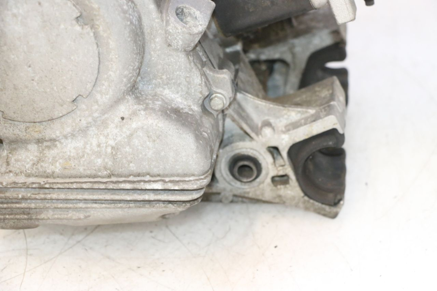 photo de MOTOR PEUGEOT SATELIS 125 (2013 - 2018) - Otra vista del artículo