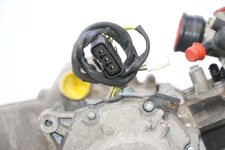 photo de MOTOR PEUGEOT SATELIS 125 (2013 - 2018) - Foto de producto adicional
