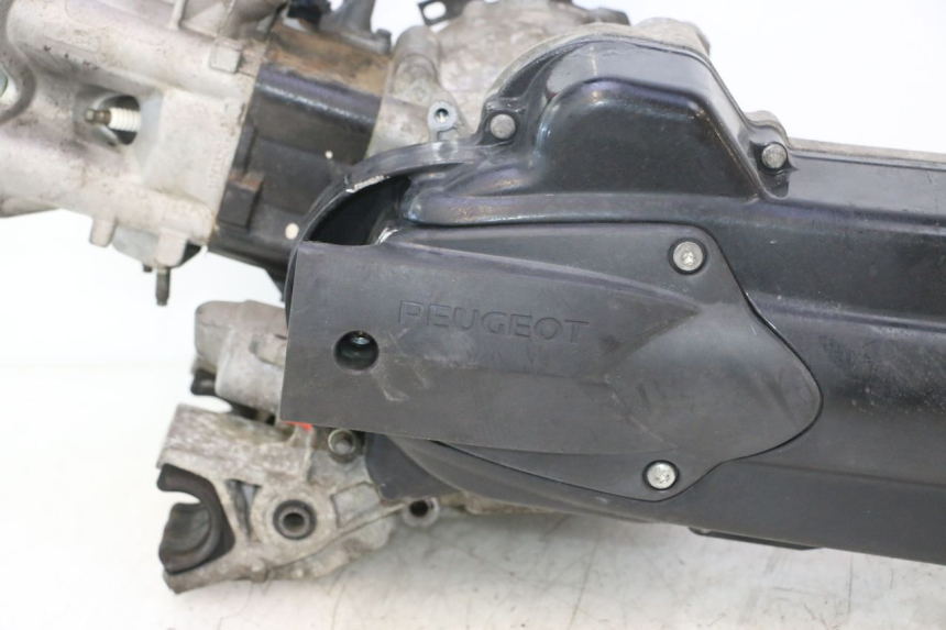 photo de MOTOR PEUGEOT SATELIS 125 (2013 - 2018) - Detalle de la pieza