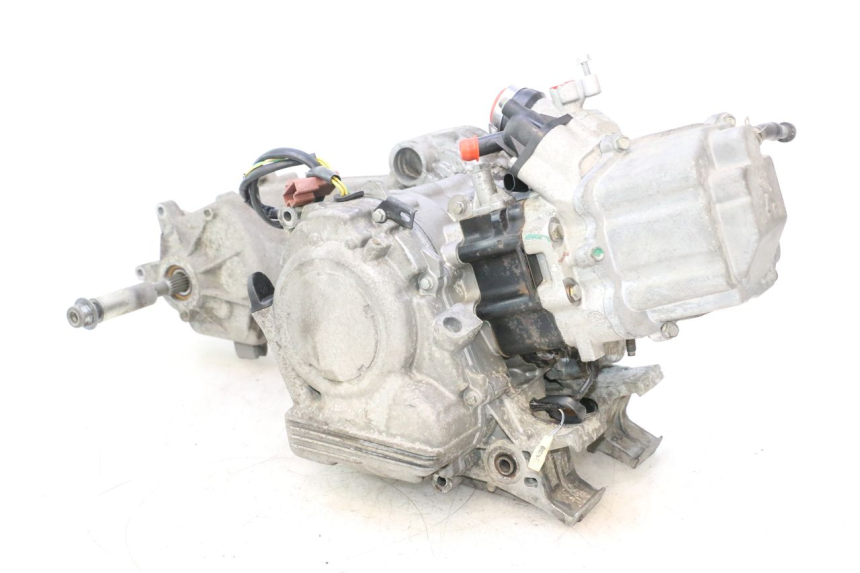 photo de MOTOR PEUGEOT SATELIS 125 (2013 - 2018) - Inspección visual detallada