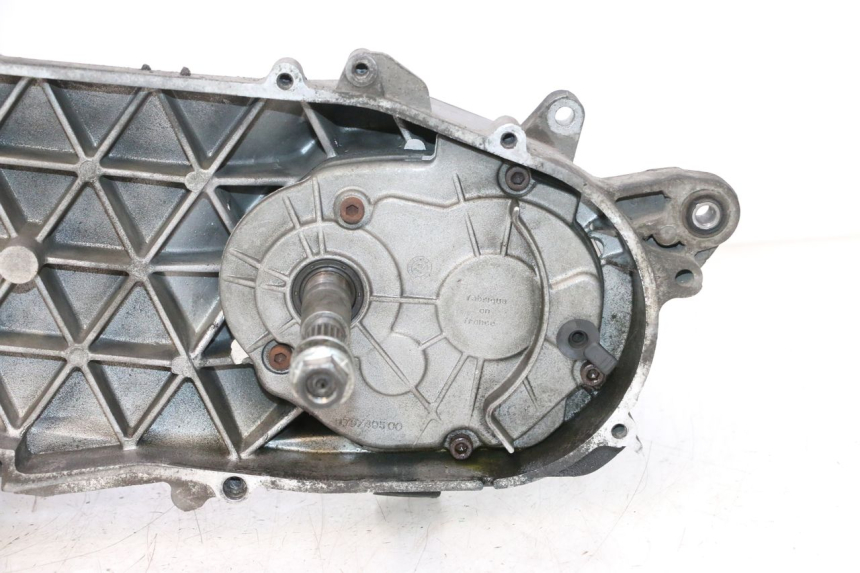 photo de MOTOR PEUGEOT SATELIS 125 (2013 - 2018) - Estado de la superficie y material