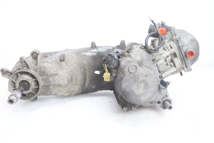 photo de MOTOR APRILIA SCARABEO GT 125 (1999 - 2007) - Estado de la superficie y material