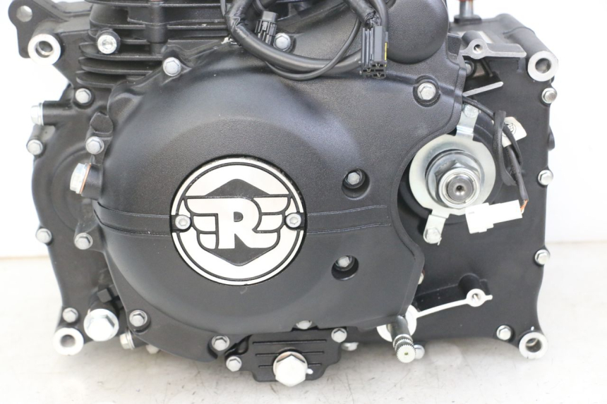 photo de MOTOR ROYAL ENFIELD SCRAM 411 (2022 - 2024) - Inspección visual detallada