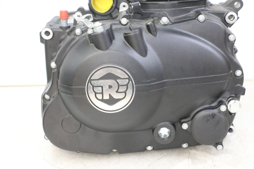 photo de MOTOR ROYAL ENFIELD SCRAM 411 (2022 - 2024) - Marcados y referencias originales