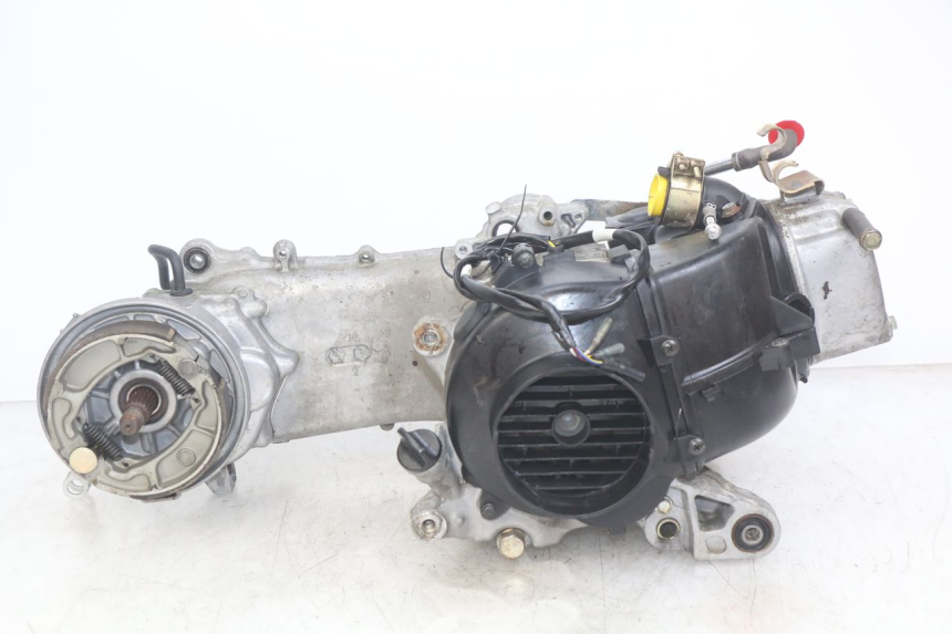photo de MOTOR HONDA SCV LEAD 100 (2003 - 2007) - Otra vista del artículo