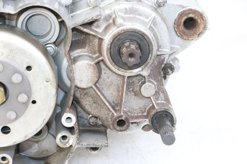 photo de MOTOR DERBI SENDA R X-TREME 50 (2006 - 2010) - Enfoque en la estructura