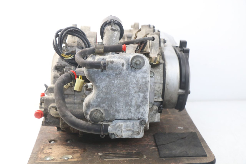 photo de MOTOR HONDA SES DYLAN 125 (2002 - 2006) - Otra vista del artículo