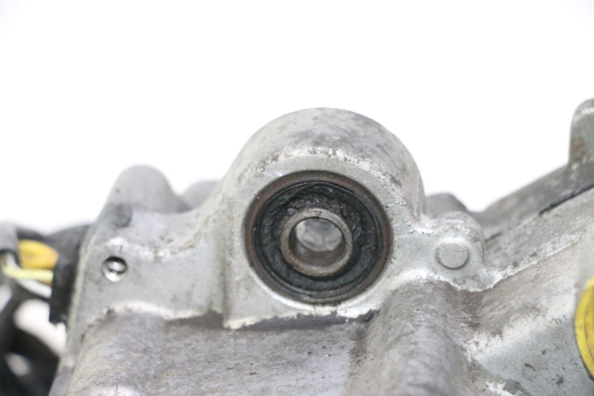 photo de MOTOR HONDA SH 125 (2001 - 2003) - Ángulo de visión alternativo
