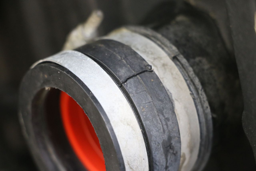 photo de MOTOR TRIUMPH SPEED TRIPLE T301 900 (1994 - 1996) - Zoom estado de uso