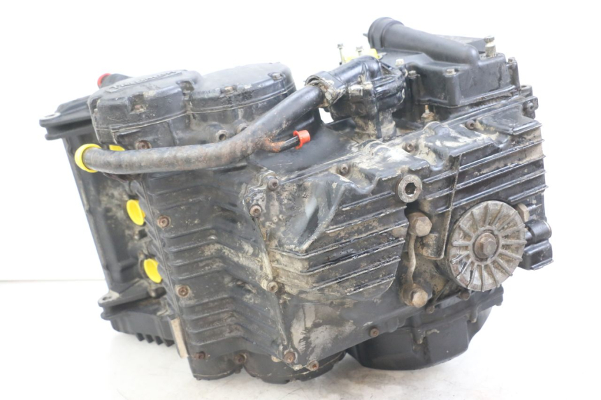 photo de MOTOR TRIUMPH SPEED TRIPLE T301 900 (1994 - 1996) - Detalles de los puntos de fijación