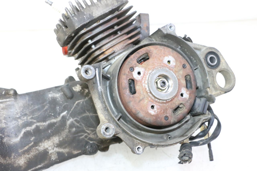 photo de MOTOR PEUGEOT SPEEDAKE 50 (1995 - 1997) - Zoom estado de uso