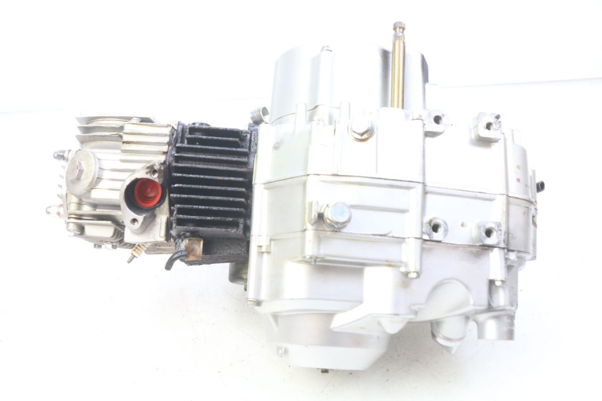 photo de MOTOR CHINESE QUAD SPEEDY DELUXE 125 - Estado de la superficie y material