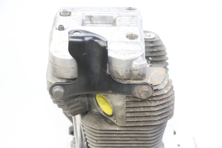 photo de MOTOR HARLEY DAVIDSON SPORTSTER XL CUSTOM 883 (1999 - 2006) - Estado de la superficie y material