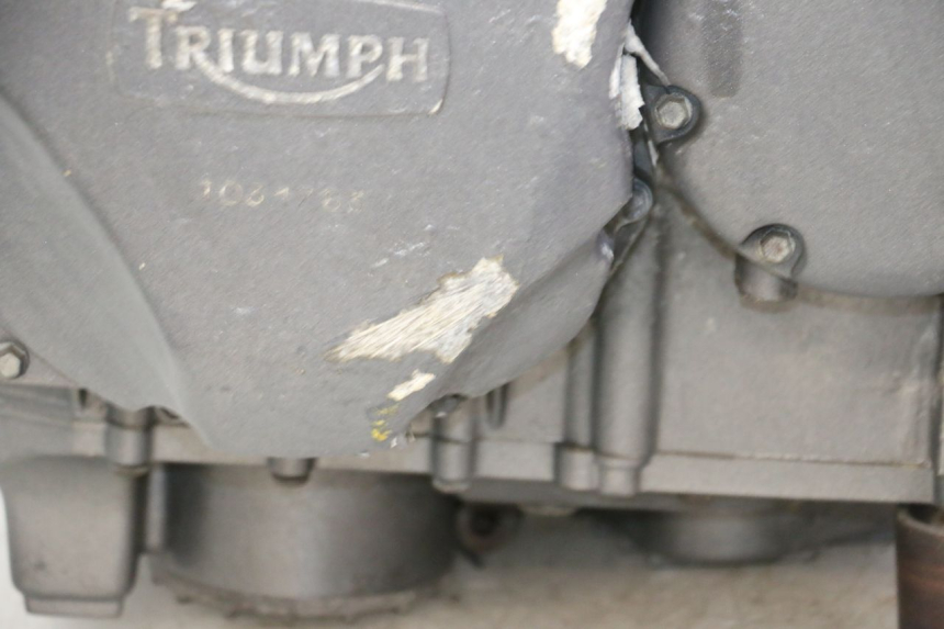 photo de MOTOR TRIUMPH SPRINT 900 (1995 - 1998) - Características distintivas