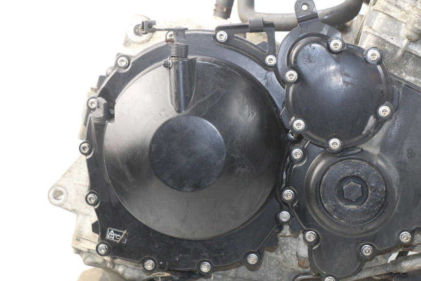 photo de MOTOR TRIUMPH SPRINT ST ABS 1050 (2005 - 2007) - Enfoque en la estructura