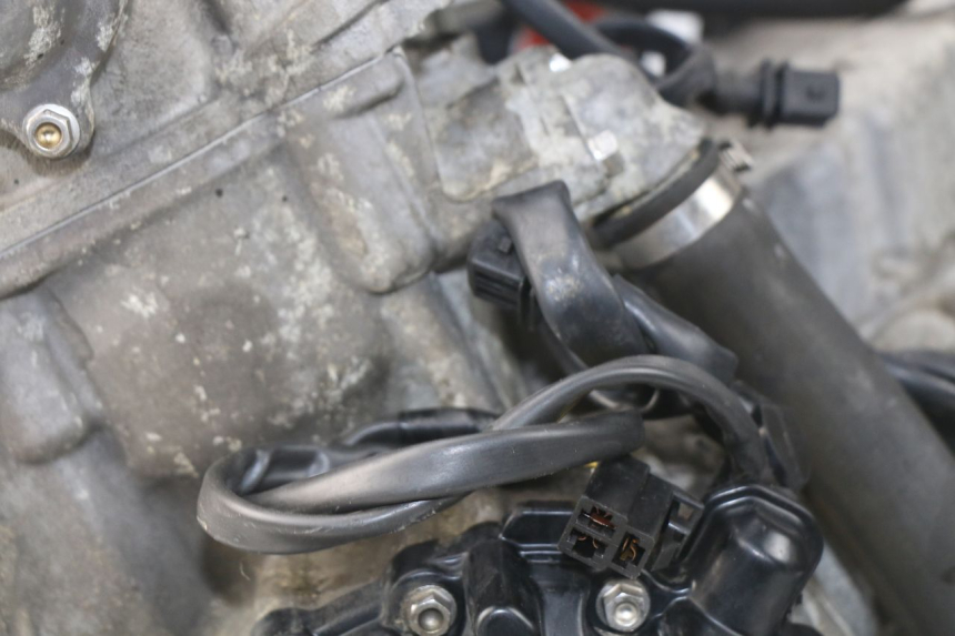 photo de MOTOR TRIUMPH SPRINT ST ABS 1050 (2005 - 2007) - Otra perspectiva