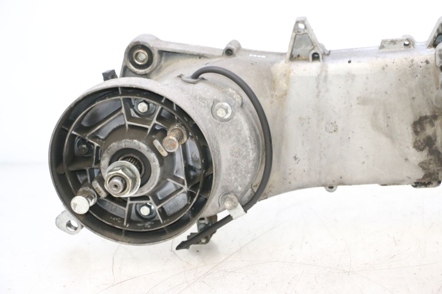 photo de MOTOR APRILIA SR MOTARD 50 (2012 - 2018) - Inspección visual detallada