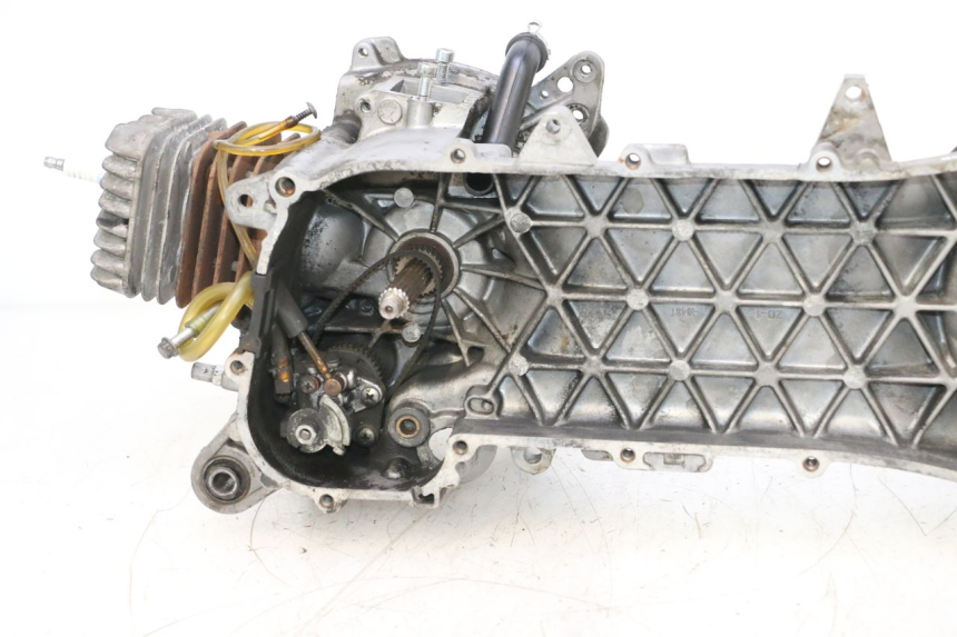 photo de MOTOR APRILIA SR MOTARD 50 (2012 - 2018) - Recambio usado revisado