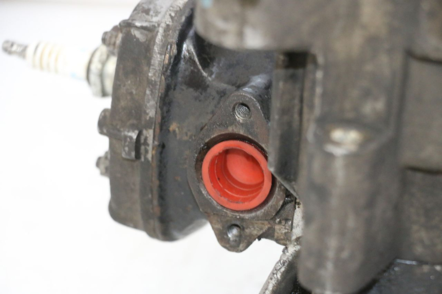 photo de MOTOR APRILIA SR R 2T LC 50 (2018 - 2021) - Detalles de los puntos de fijación