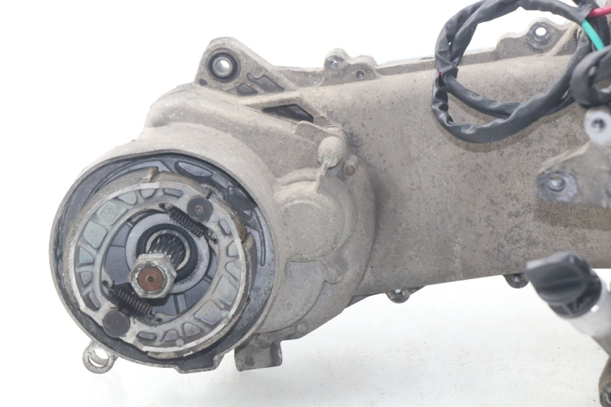 photo de MOTOR FYM STRADA 50 (2007 - 2014) - Otra vista del artículo