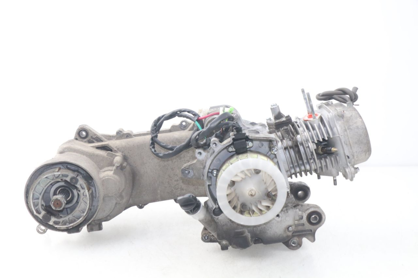 photo de MOTOR FYM STRADA 50 (2007 - 2014) - Características distintivas