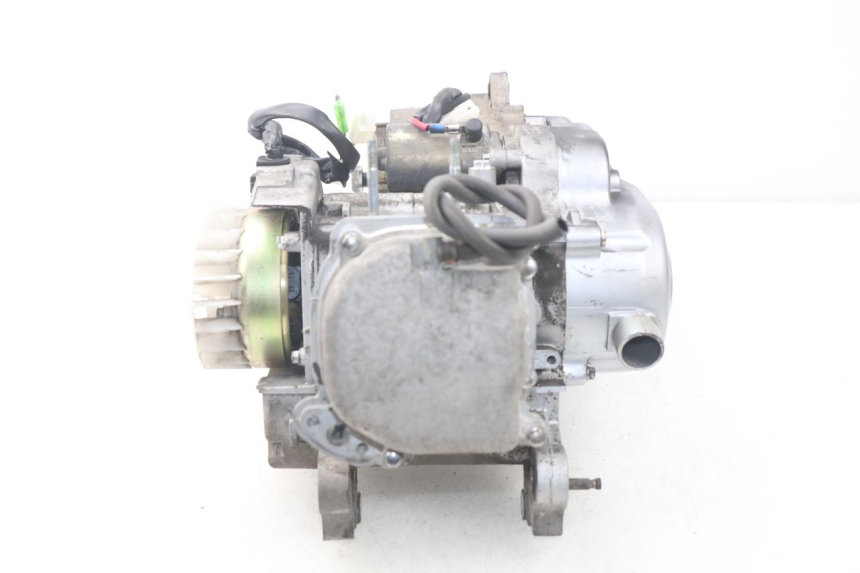 photo de MOTOR FYM STRADA 50 (2007 - 2014) - Zoom sobre los componentes