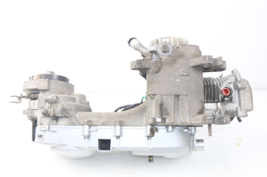 photo de MOTOR FYM STRADA 50 (2007 - 2014) - Detalles de los puntos de fijación